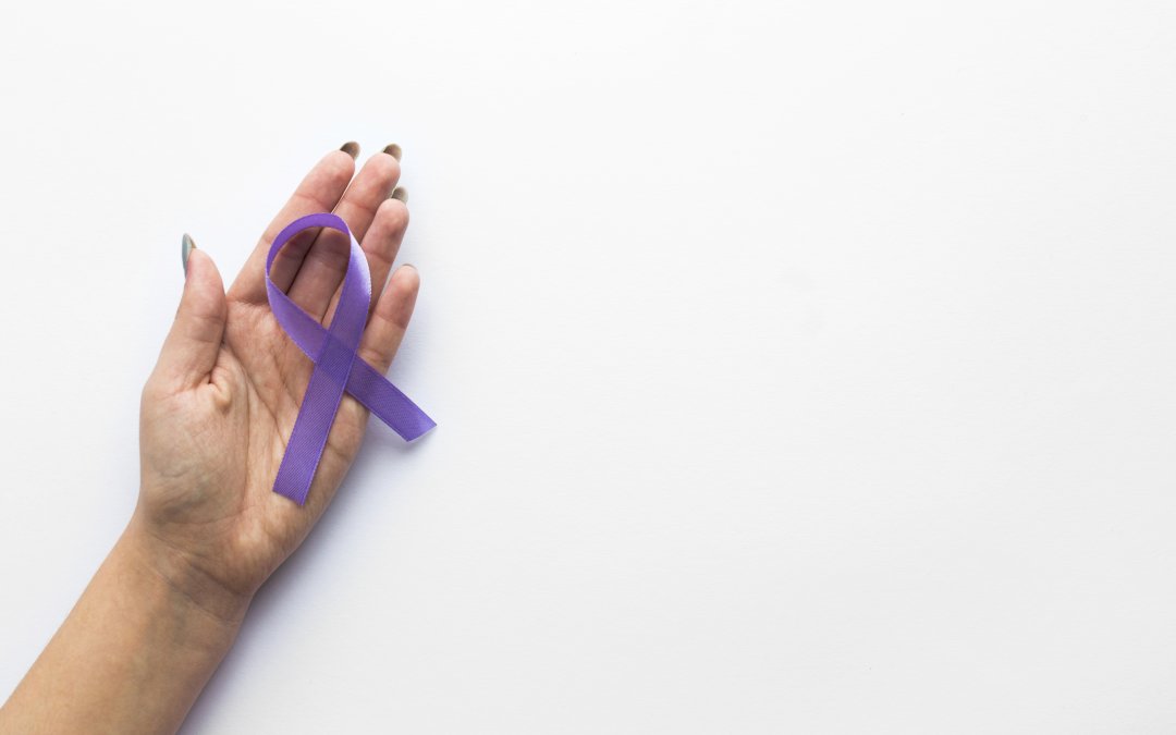 Fevereiro Roxo: conscientização sobre Fibromialgia, Alzheimer e Lúpus