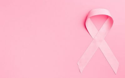 Outubro Rosa: saiba mais sobre autoexame e prevenção